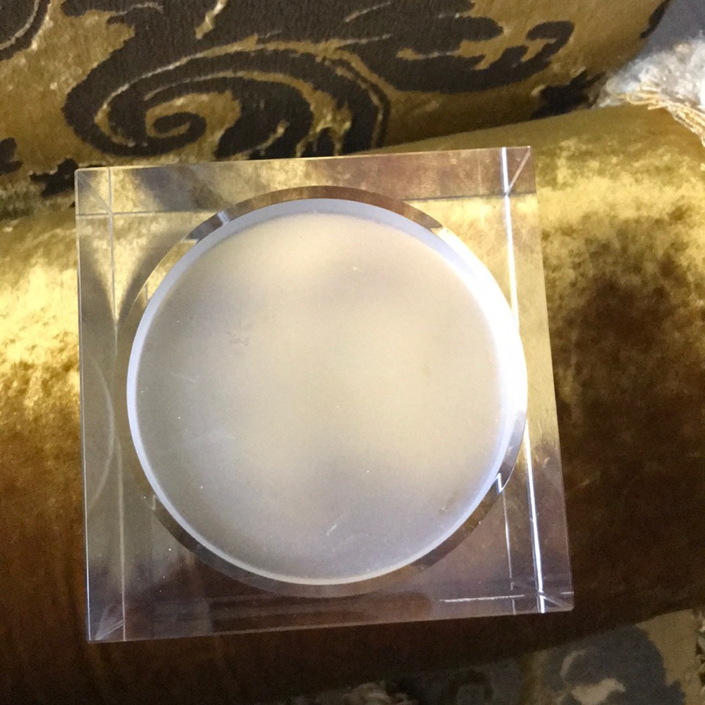 Oleg Cassini Crystal Pillar